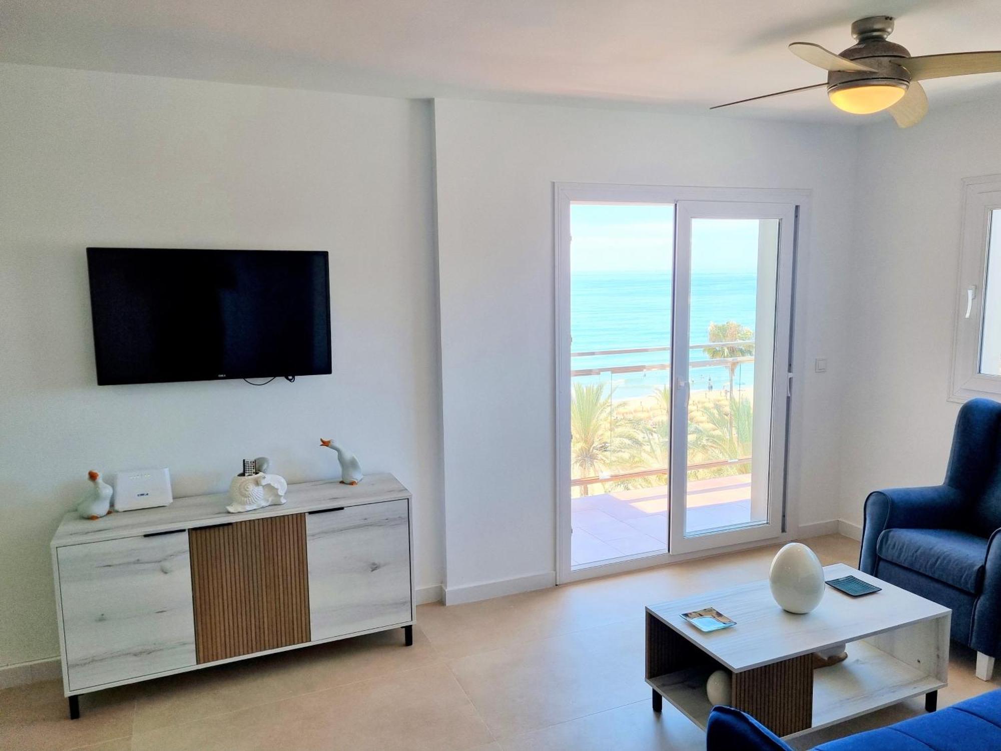 Barbados Beach And Pool Apartment Fuengirola Exterior photo